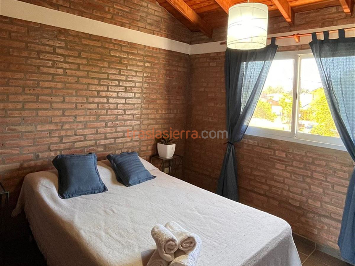Dormitorio matrimonial unidad planta alta | De la Ribera lodge and teahouse - Mina Clavero - Traslasierra Dormitorio matrimonial unidad planta alta | De la Ribera lodge and teahouse - Mina Clavero - Traslasierra