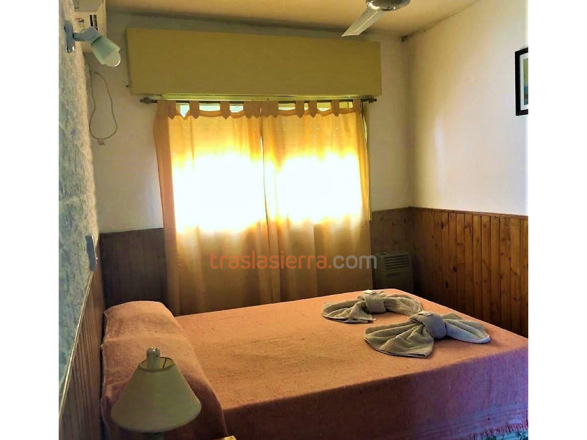 Dormitorio doble | Pequeño Cedro Azul Hostería - Mina Clavero - Traslasierra Dormitorio doble | Pequeño Cedro Azul Hostería - Mina Clavero - Traslasierra